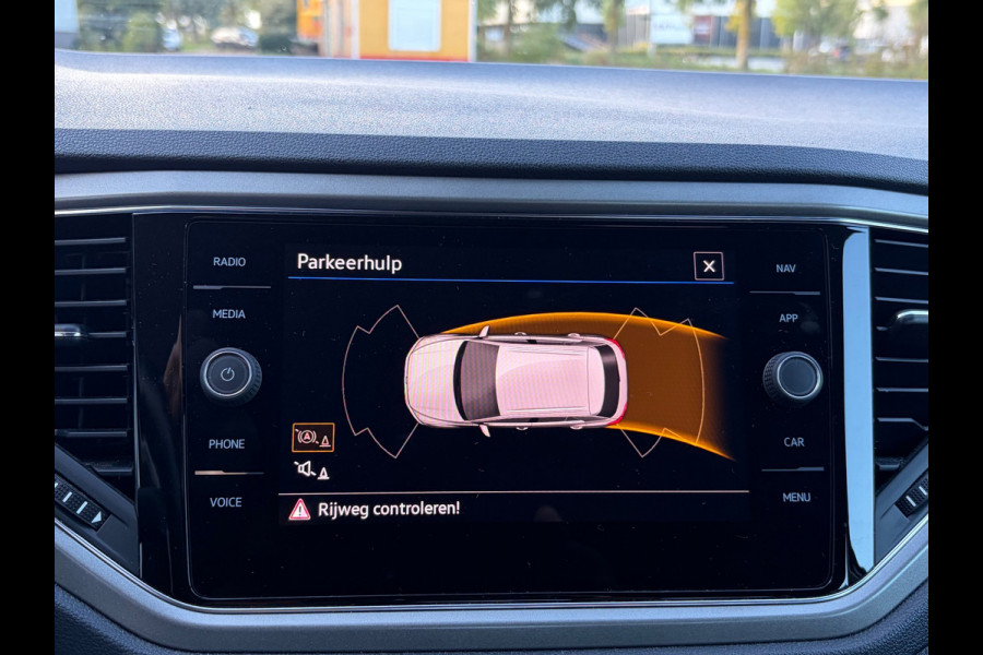 Volkswagen T-Roc 1.0 TSI Style / carplay / trekhaak
