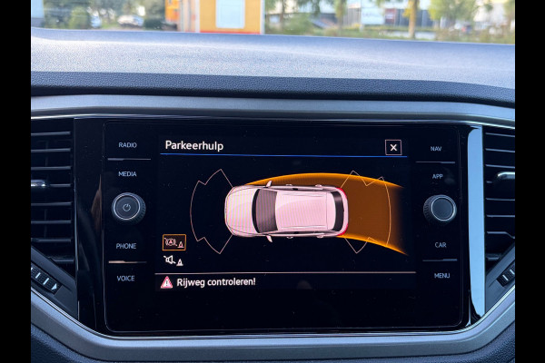 Volkswagen T-Roc 1.0 TSI Style / carplay / trekhaak