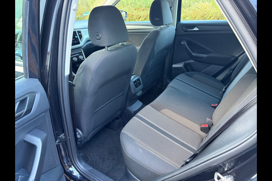 Volkswagen T-Roc 1.0 TSI Style / carplay / trekhaak