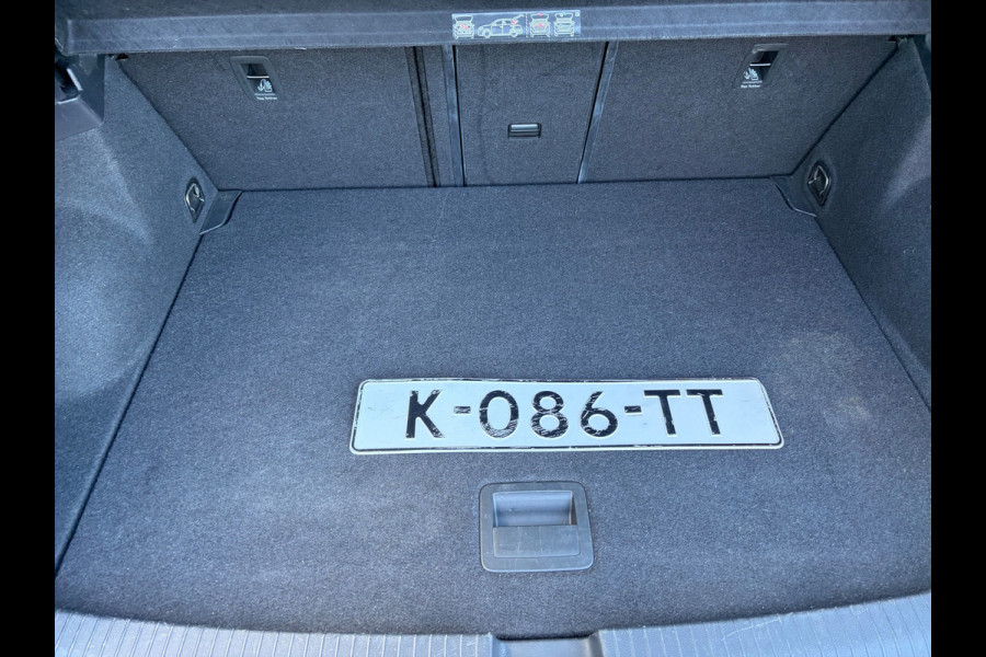 Volkswagen T-Roc 1.0 TSI Style / carplay / trekhaak