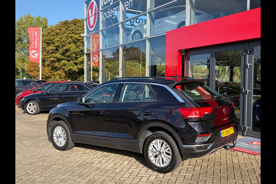 Volkswagen T-Roc 1.0 TSI Style / carplay / trekhaak