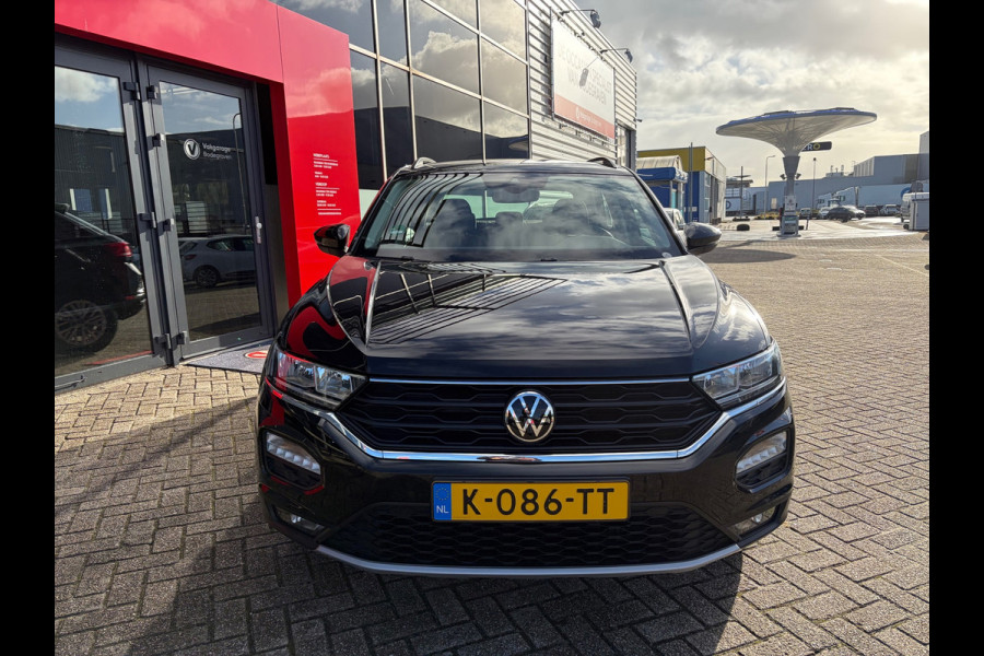 Volkswagen T-Roc 1.0 TSI Style / carplay / trekhaak