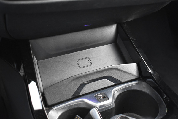 BMW 1-serie 118i Aut. M-Sport | Trekhaak | HiFi | Camera | Virtual | Sfeer | NL Auto |