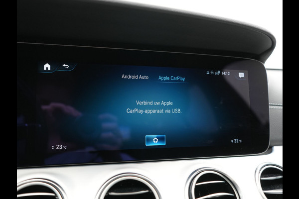 Mercedes-Benz E-Klasse Estate 300 e AMG 320pk PHEV Dealer O.H | SOH 87,7% | Trekhaak af Fabriek | Schuif-/kantel Dak | Widescreen Navi | Multibeam LED | Camera | Alcantara Sportstoelen Verwarmd | Apple Carplay | BLIS | 18"L.M | Plug In Hybrid