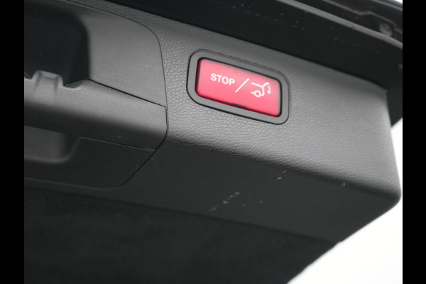 Mercedes-Benz E-Klasse Estate 300 e AMG 320pk PHEV Dealer O.H | SOH 87,7% | Trekhaak af Fabriek | Schuif-/kantel Dak | Widescreen Navi | Multibeam LED | Camera | Alcantara Sportstoelen Verwarmd | Apple Carplay | BLIS | 18"L.M | Plug In Hybrid