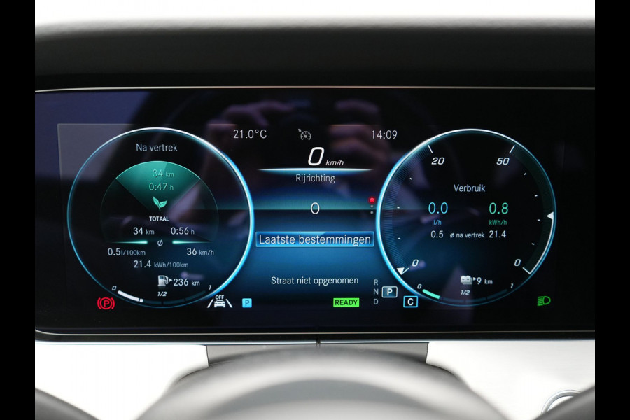 Mercedes-Benz E-Klasse Estate 300 e AMG 320pk PHEV Dealer O.H | SOH 87,7% | Trekhaak af Fabriek | Schuif-/kantel Dak | Widescreen Navi | Multibeam LED | Camera | Alcantara Sportstoelen Verwarmd | Apple Carplay | BLIS | 18"L.M | Plug In Hybrid