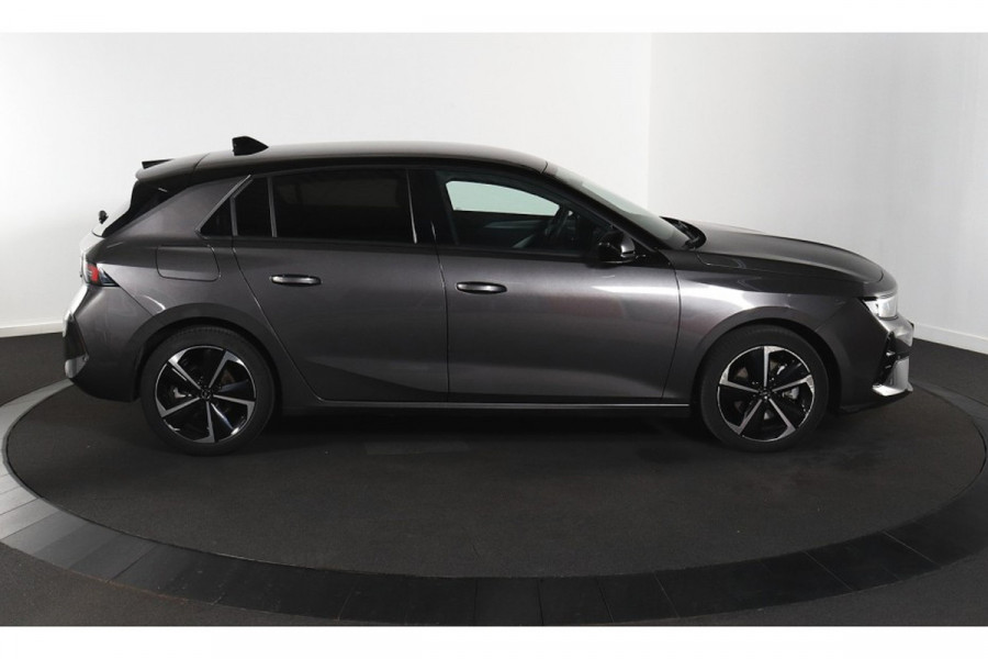 Opel Astra 1.2 Turbo Hybrid GS - Automaat - Navi - Camera - Winterpakket - Org.NL