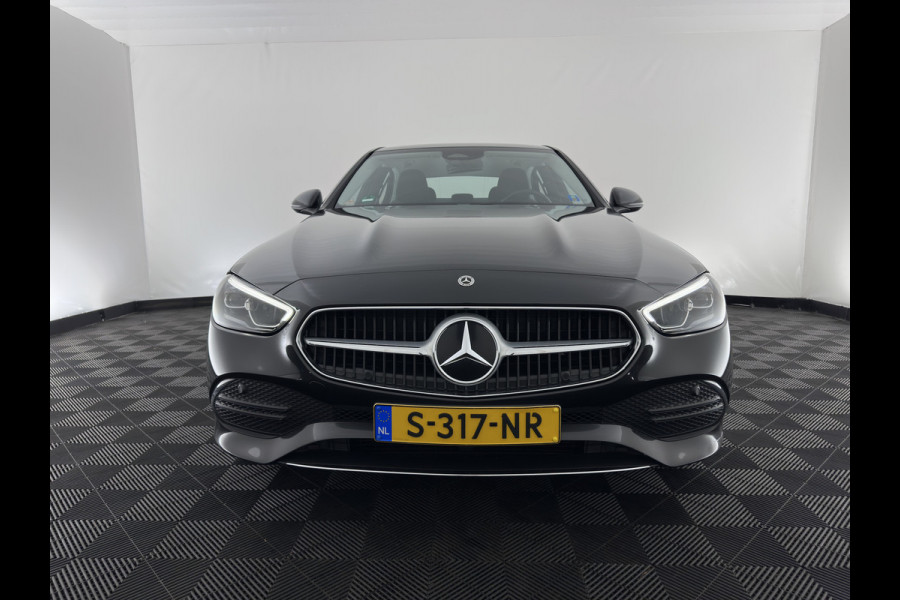 Mercedes-Benz C-Klasse 300 e Luxury Line (Plug-in) (3-Fase-11kW) (INCL-BTW)  Aut. *FULL-LED | AMBIENT-LIGHT | WIDESCREEN-COCKPIT | COMFORTSEATS | ADAPTIVE-CRUISE | CAMERA | NAVI-FULLMAP | SHIFTPADDLES | DAB | 17''ALU*