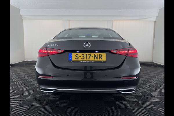 Mercedes-Benz C-Klasse 300 e Luxury Line (Plug-in) (3-Fase-11kW) (INCL-BTW)  Aut. *FULL-LED | AMBIENT-LIGHT | WIDESCREEN-COCKPIT | COMFORTSEATS | ADAPTIVE-CRUISE | CAMERA | NAVI-FULLMAP | SHIFTPADDLES | DAB | 17''ALU*