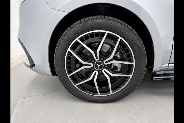 Mercedes-Benz Vito 119 CDI Pro DC Extra lang 19 Inch Lichtmetaal Dubbele cabine Sidebars Dubbele Schuifdeur Multibeam LED Trekhaak Achteruitrijcame