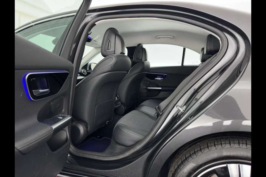 Mercedes-Benz C-Klasse 300 e Luxury Line (Plug-in) (3-Fase-11kW) (INCL-BTW)  Aut. *FULL-LED | AMBIENT-LIGHT | WIDESCREEN-COCKPIT | COMFORTSEATS | ADAPTIVE-CRUISE | CAMERA | NAVI-FULLMAP | SHIFTPADDLES | DAB | 17''ALU*