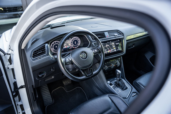 Volkswagen Tiguan Allspace 1.4 TSI Highline | 7 persoons | Aut. | Panoramadak | LED | Cruise contr. | PDC