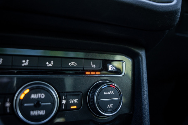 Volkswagen Tiguan Allspace 1.4 TSI Highline | 7 persoons | Aut. | Panoramadak | LED | Cruise contr. | PDC