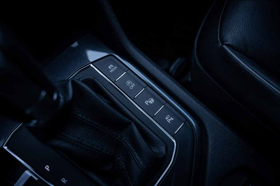 Volkswagen Tiguan Allspace 1.4 TSI Highline | 7 persoons | Aut. | Panoramadak | LED | Cruise contr. | PDC