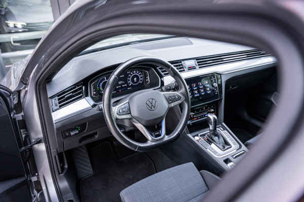 Volkswagen Passat Variant 1.4 TSI GTE Variant Business | Aut. | Navi | LED | Cruise | PDC | SoH 91% |