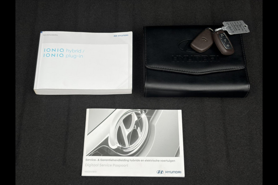 Hyundai IONIQ 1.6 GDi Comfort ✓Carplay✓Camera✓Navi✓Keyless✓Trekhaak✓141pk✓Rijstrooksensor✓Clima✓Cruise Pdc V+A✓N.A.P✓Apk tot 03-2027