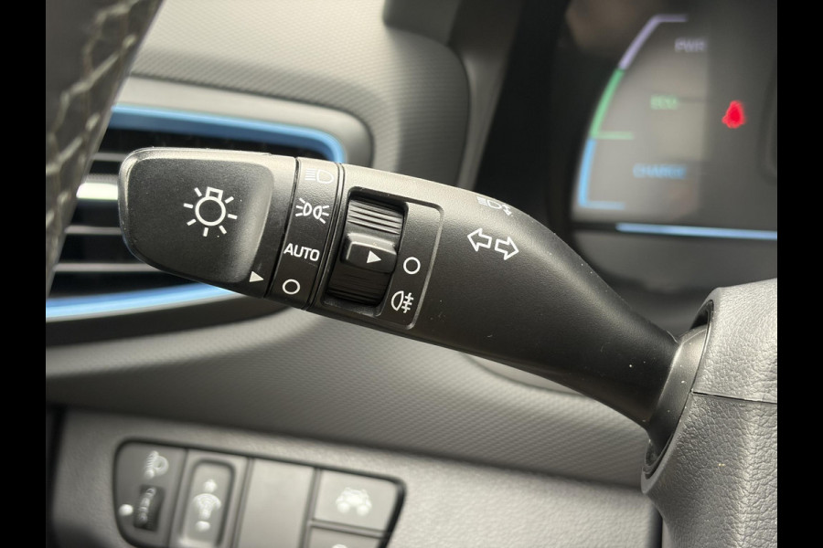 Hyundai IONIQ 1.6 GDi Comfort ✓Carplay✓Camera✓Navi✓Keyless✓Trekhaak✓141pk✓Rijstrooksensor✓Clima✓Cruise Pdc V+A✓N.A.P✓Apk tot 03-2027