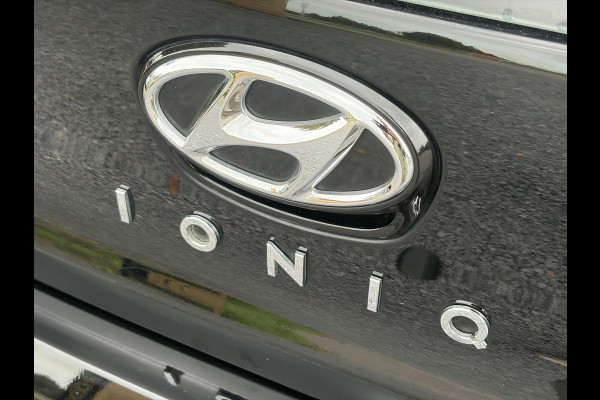Hyundai IONIQ 1.6 GDi Comfort ✓Carplay✓Camera✓Navi✓Keyless✓Trekhaak✓141pk✓Rijstrooksensor✓Clima✓Cruise Pdc V+A✓N.A.P✓Apk tot 03-2027