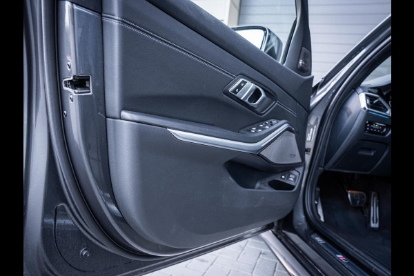 BMW 3 Serie Touring 330e High Executive - M-Sport l Laser l Pano l Trekhaak l HUD