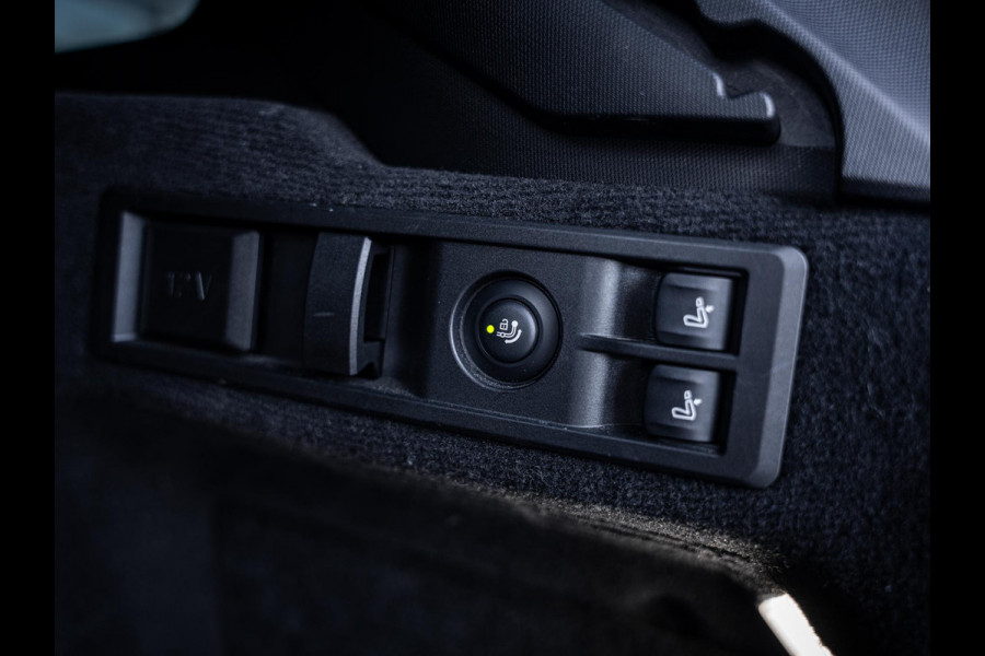 BMW 3 Serie Touring 330e High Executive - M-Sport l Laser l Pano l Trekhaak l HUD