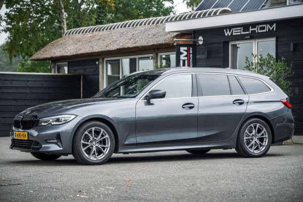 BMW 3 Serie Touring 318i High Executive Edition I NAP I pano I 1e Eigenaar I Zeer netjes I BTW