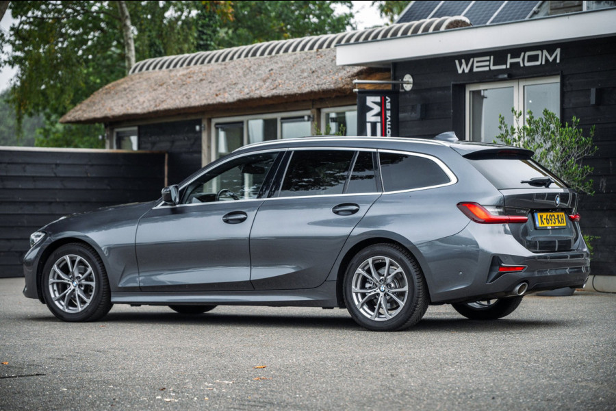 BMW 3 Serie Touring 318i High Executive Edition I NAP I pano I 1e Eigenaar I Zeer netjes I BTW