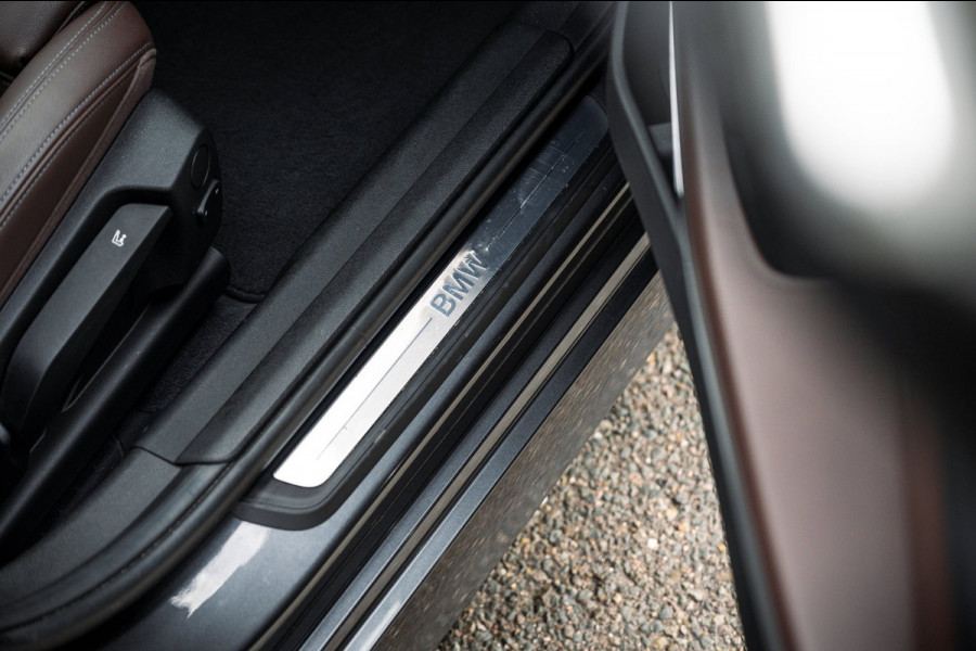 BMW 3 Serie Touring 318i High Executive Edition I NAP I pano I 1e Eigenaar I Zeer netjes I BTW