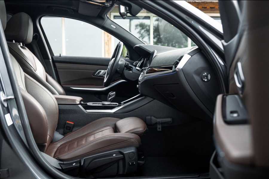 BMW 3 Serie Touring 318i High Executive Edition I NAP I pano I 1e Eigenaar I Zeer netjes I BTW
