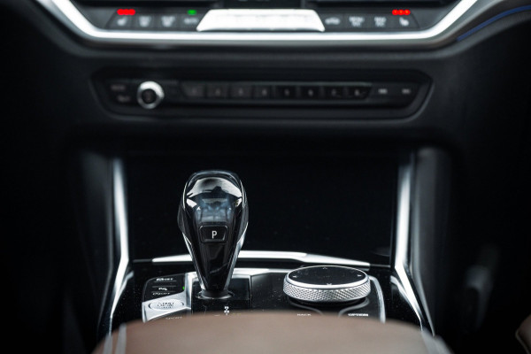 BMW 3 Serie Touring 318i High Executive Edition I NAP I pano I 1e Eigenaar I Zeer netjes I BTW