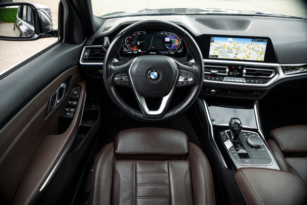 BMW 3 Serie Touring 318i High Executive Edition I NAP I pano I 1e Eigenaar I Zeer netjes I BTW