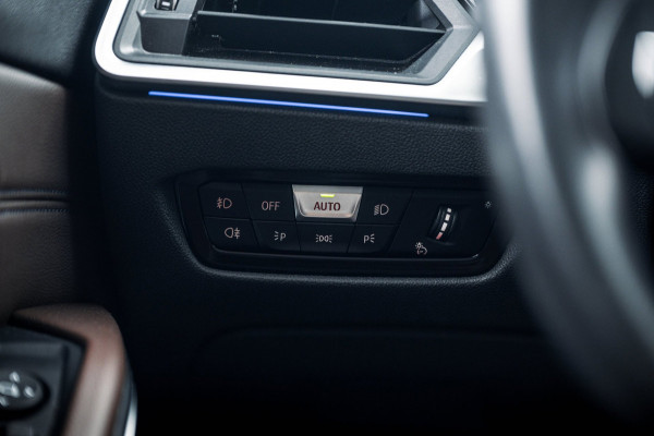 BMW 3 Serie Touring 318i High Executive Edition I NAP I pano I 1e Eigenaar I Zeer netjes I BTW