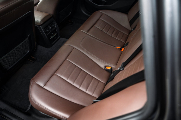BMW 3 Serie Touring 318i High Executive Edition I NAP I pano I 1e Eigenaar I Zeer netjes I BTW