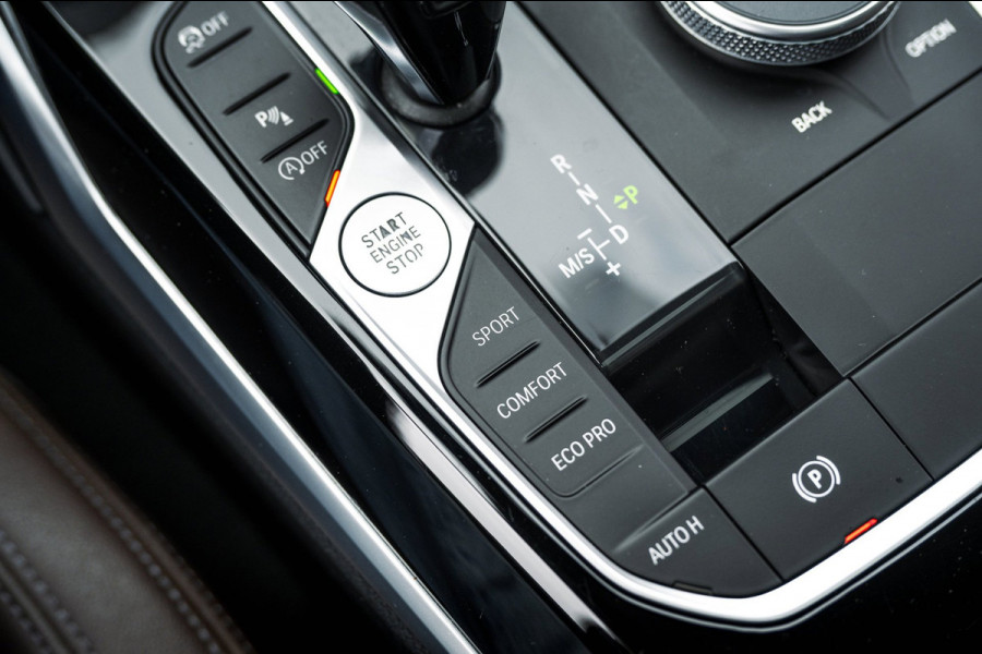 BMW 3 Serie Touring 318i High Executive Edition I NAP I pano I 1e Eigenaar I Zeer netjes I BTW