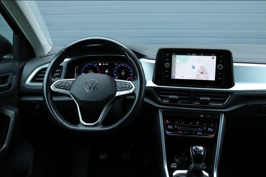 Volkswagen T-Roc 1.0 TSI Carplay / Camera / keyless