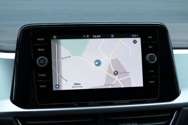 Volkswagen T-Roc 1.0 TSI Carplay / Camera / keyless