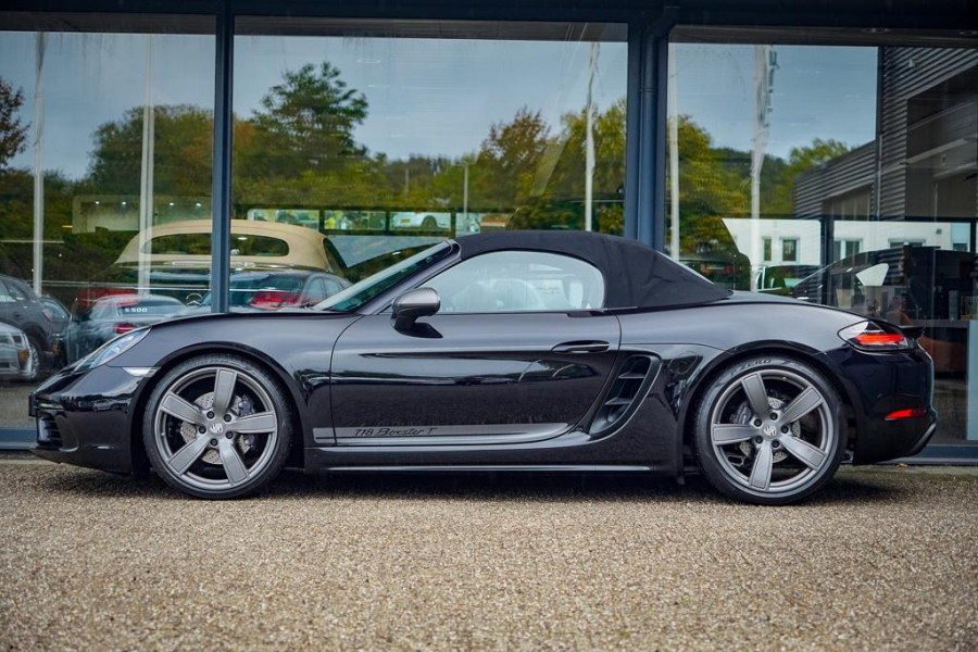 Porsche 718 Boxster 2.0 T / NL Auto / 18-Voudig / Carplay / Approved / Camera