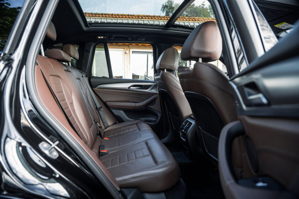 BMW X3 Drive20i High Executive Edition I Pano I carplay I Leder I Shadowline I