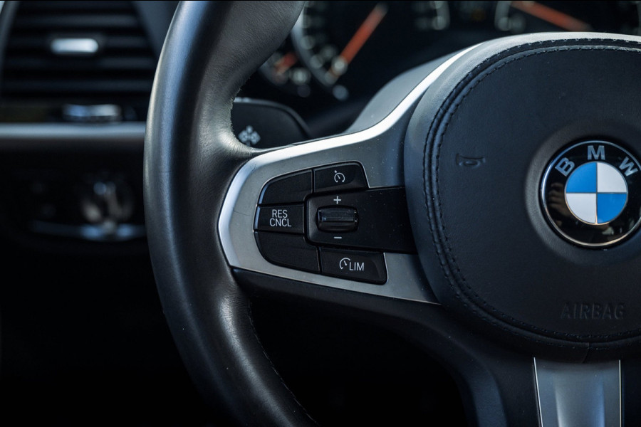 BMW X3 Drive20i High Executive Edition I Pano I carplay I Leder I Shadowline I