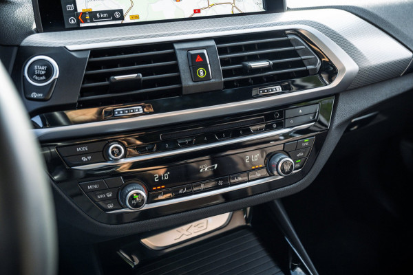 BMW X3 Drive20i High Executive Edition I Pano I carplay I Leder I Shadowline I