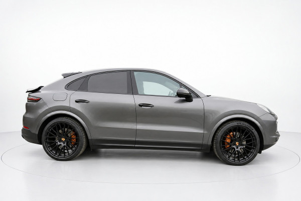 Porsche Cayenne Coupé 3.0 E-Hybrid PANO BOSE SPORT CHRONO