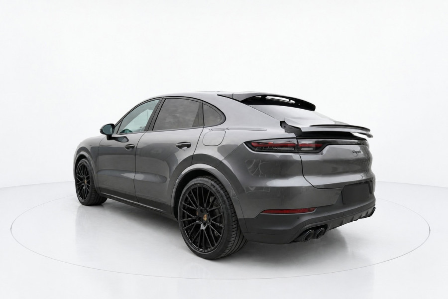 Porsche Cayenne Coupé 3.0 E-Hybrid PANO BOSE SPORT CHRONO