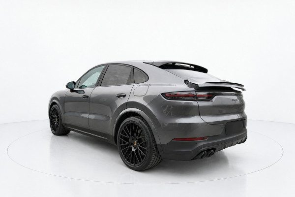 Porsche Cayenne Coupé 3.0 E-Hybrid PANO BOSE SPORT CHRONO
