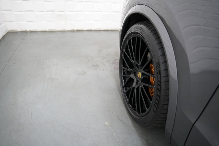 Porsche Cayenne Coupé 3.0 E-Hybrid PANO BOSE SPORT CHRONO