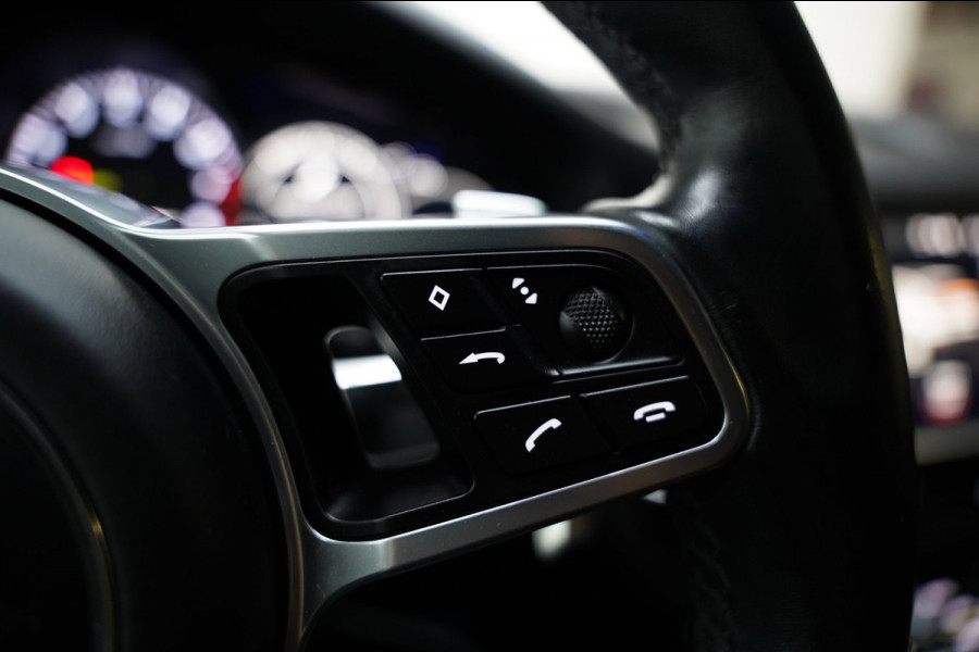 Porsche Cayenne Coupé 3.0 E-Hybrid PANO BOSE SPORT CHRONO