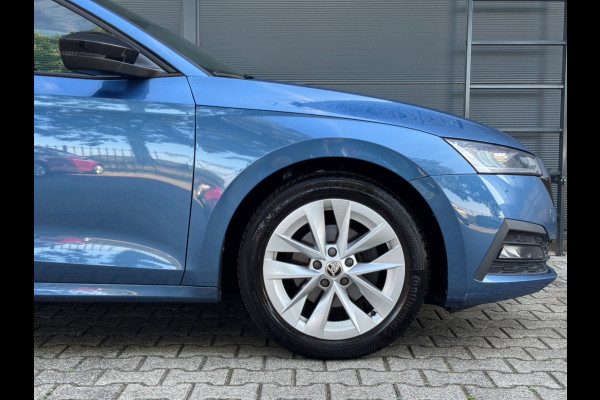 Škoda Octavia Combi 1.0 TSI Sport Business / NAP!! / ADAPTIVE / TREKHAAK / STUURVERW. / CARPLAY / SFEER / P.SENSOR V+A / KEYLESS !