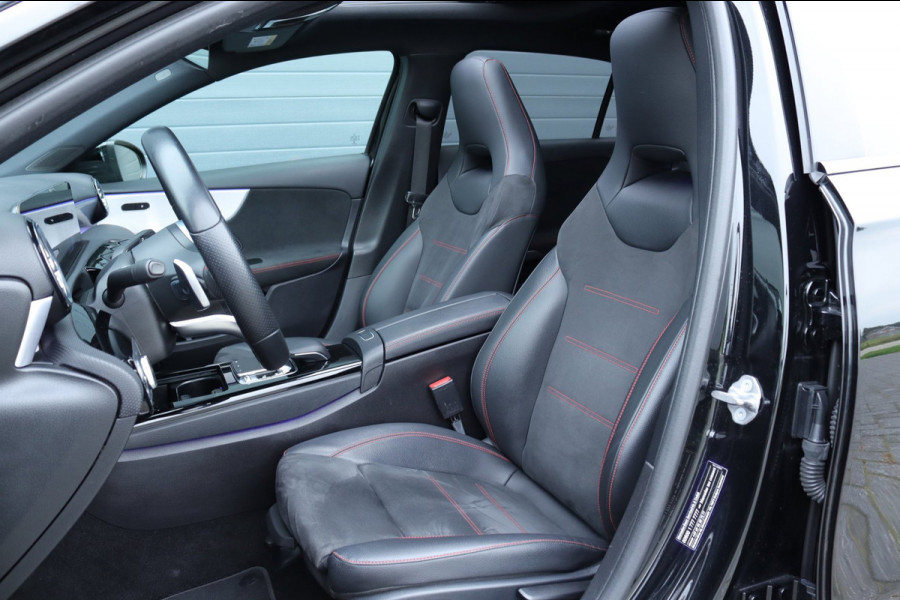 Mercedes-Benz A-Klasse 250 Pano / sfeerverlichting / Carplay