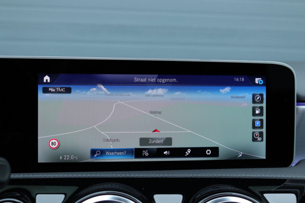 Mercedes-Benz A-Klasse 250 Pano / sfeerverlichting / Carplay