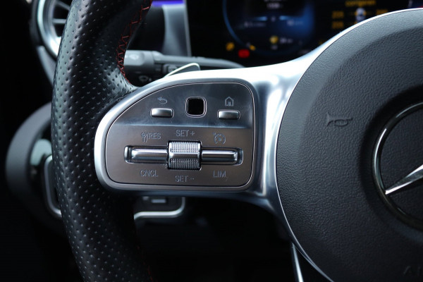 Mercedes-Benz A-Klasse 250 Pano / sfeerverlichting / Carplay