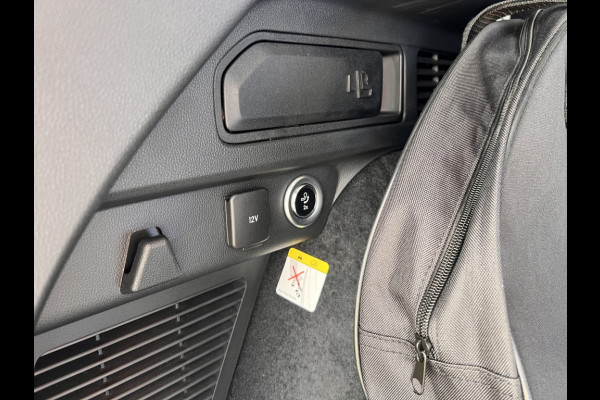 Ford Kuga 2.5 PHEV Active X TREKHAAK! PANODAK! TECHPACK! WINTERPACK!