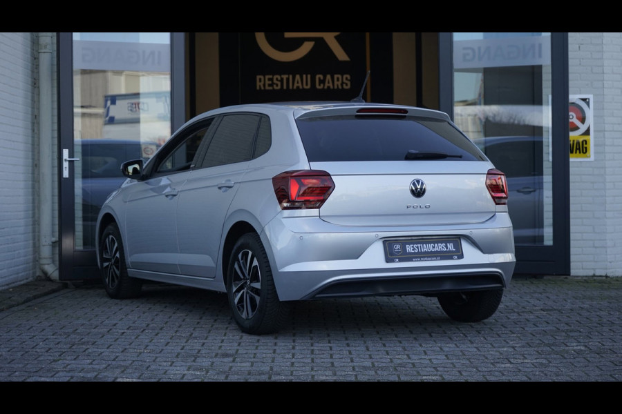 Volkswagen Polo 1.0 TSI Highline AUTOMAAT|CARPLAY|CLIMA|CRUISE|PARKEERSENSOREN|STOELVERWARMING
